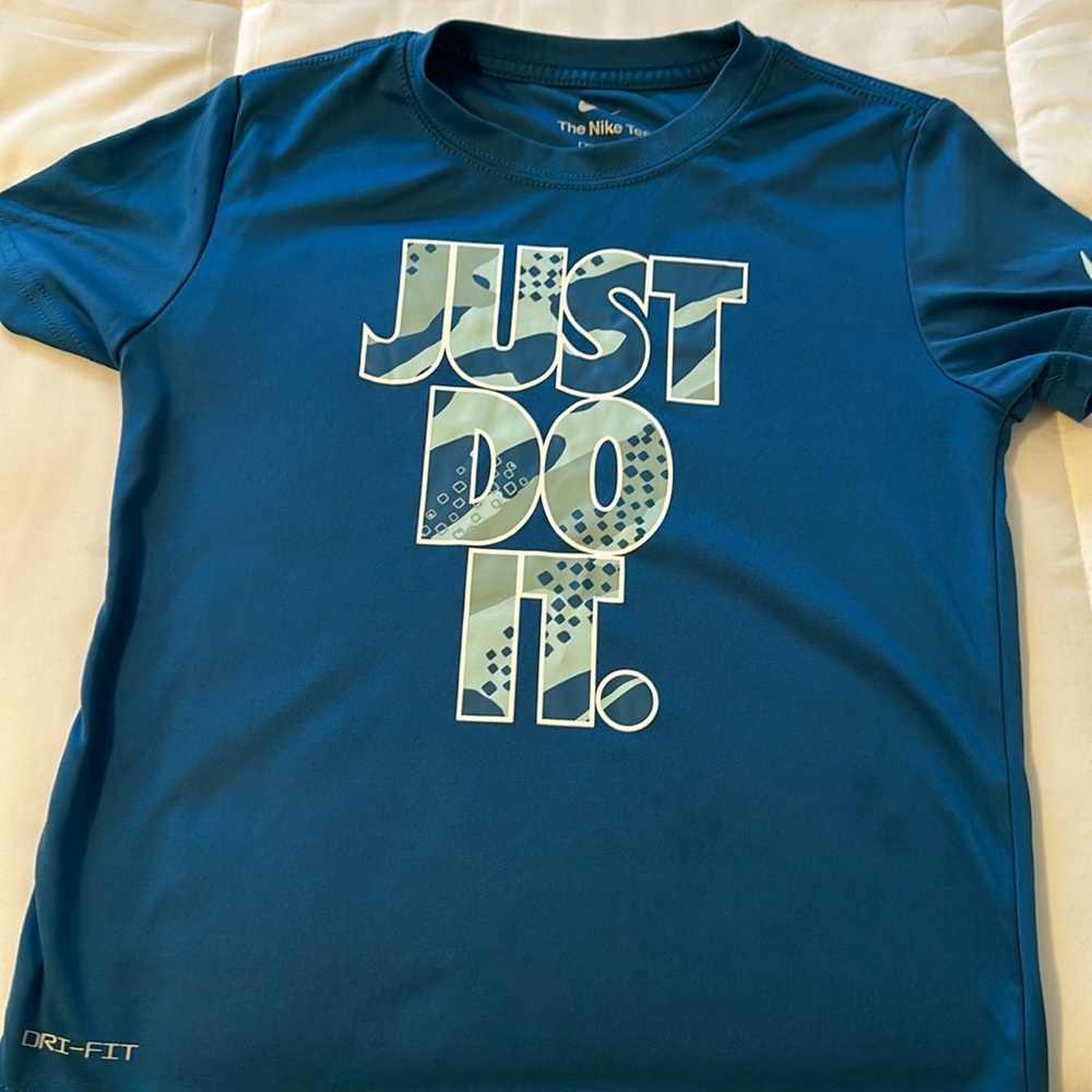 Nike Boys Shirt